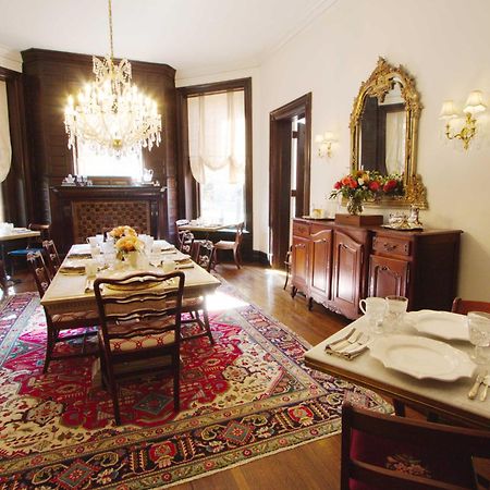 Louisville Bourbon Inn Zewnętrze zdjęcie